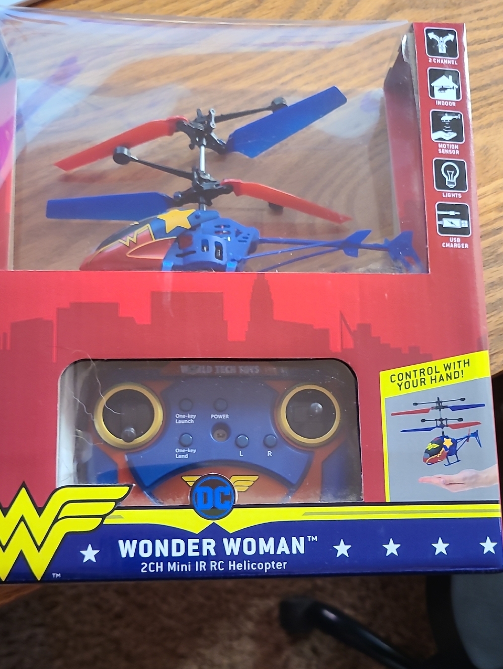 Wonder Woman Kids 2-Channel RC Helicopter - Blue & Red
